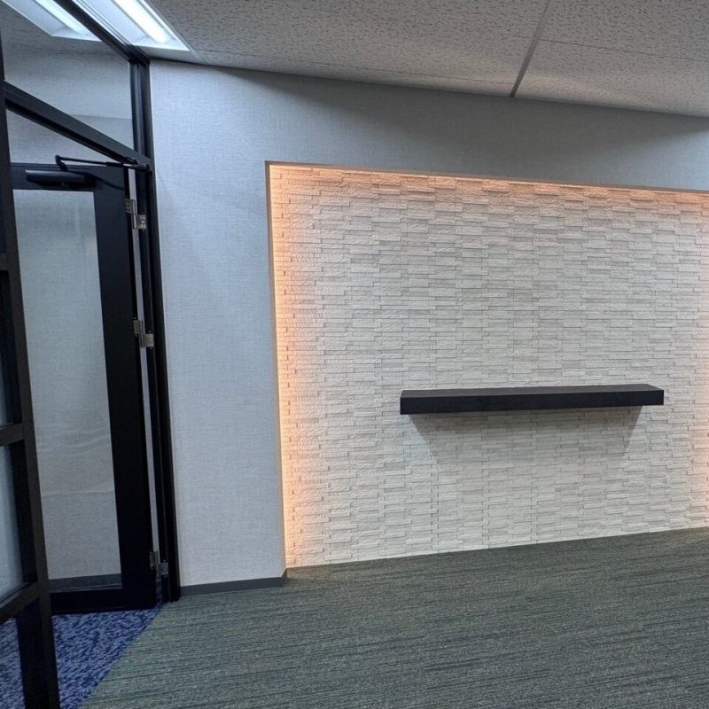 LINE_ALBUM_Earth 5 様　事務所　受付・会議室　内装一式工事_250219_5